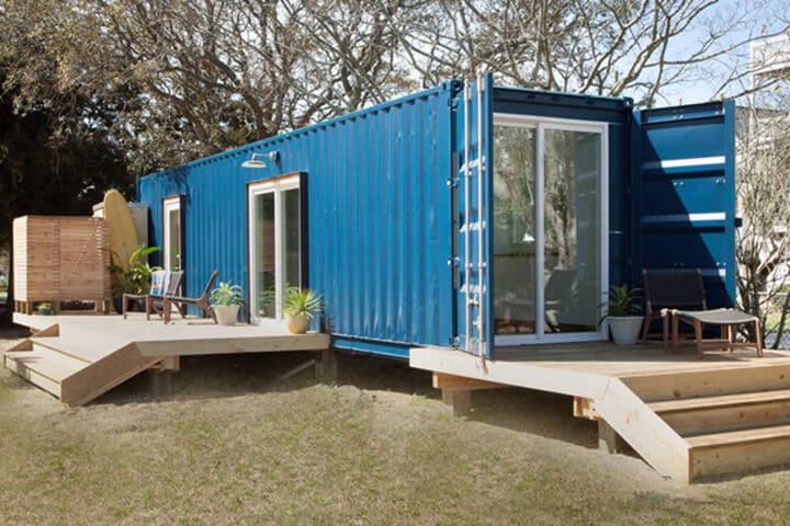 House built with a 40-foot shipping container
