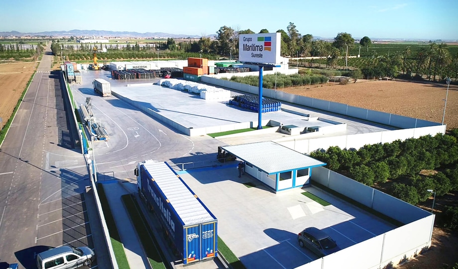 Depot de contenedores marítimos y almacenamiento de mercancías al aire libre en el Campo de Cartagena, Murcia - Grupo Marítima Sureste