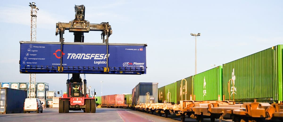 Intermodal road Reach Stacker Swap Body